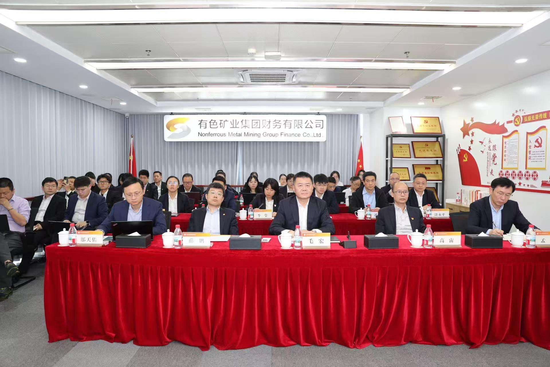 995ee90cd5bc4d43a3e4fcbfb25b6d26.jpg