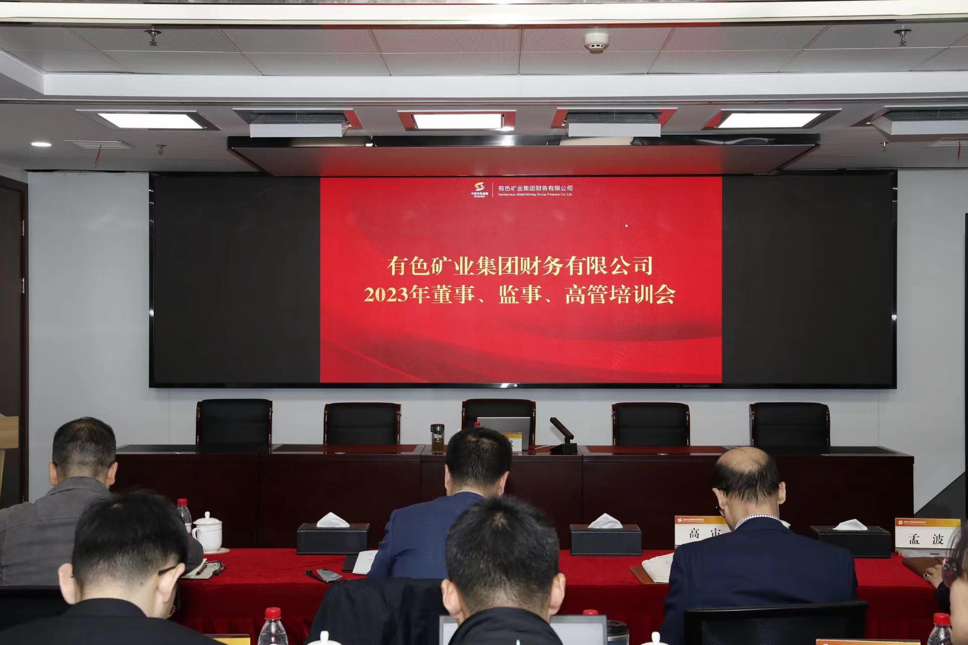 e108b90ccc3c46f99ea0565d363737fc.jpg