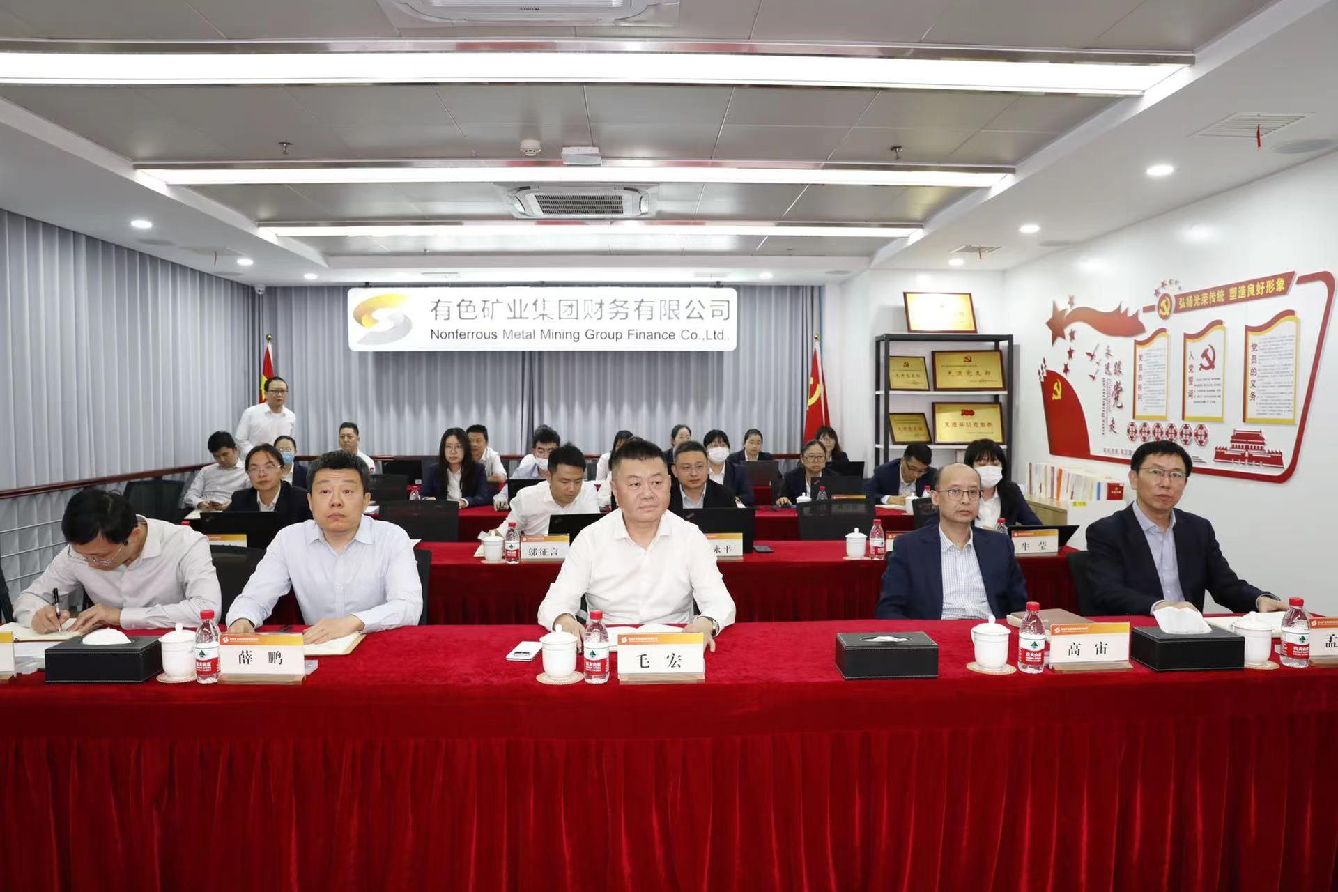 f37fee2a5c0e4e0b886141dea1321223.jpg